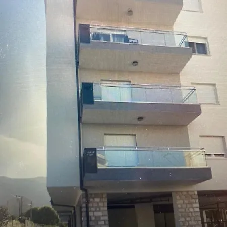 Sola